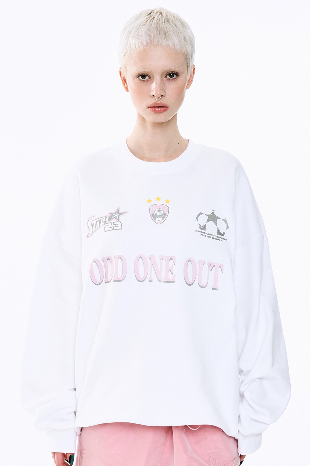 Oddoneout star logo sweatshirts_White